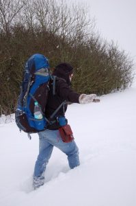 Knietiefer Schnee